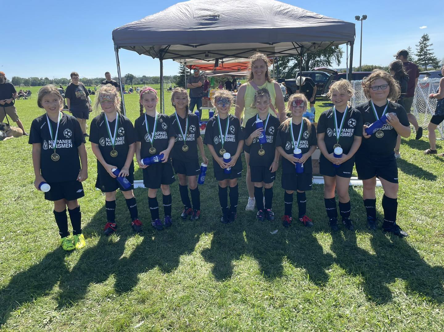 Kinsmen Sponsored girls team